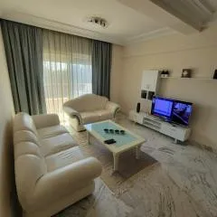 Beau appartement, résidence charmante