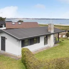 Awesome Home In Børkop