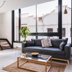 Valencia Loft Apartments by Olala Homes