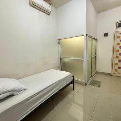 Almic Guesthouse Jakarta