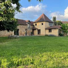 Grande maison type Périgourdine