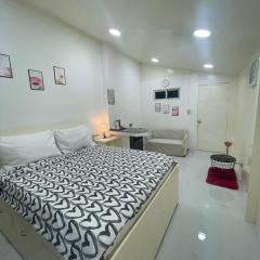 Pinkys Guest House