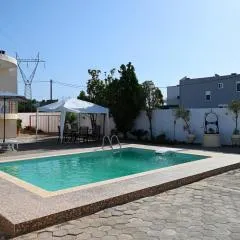 Oasis Lower Ground Floor Apartment