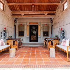 臺窩灣台南包棟民宿Taiwan Heritage House A Cultural Stay in Tainan 全新房間2-12人4房6衛4床2廳1廚房