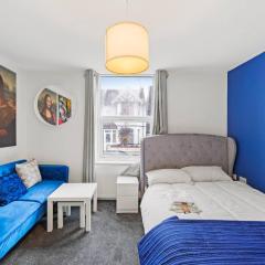 1Bed Apartment by Gravesend station