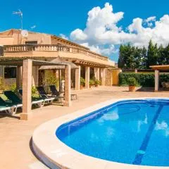 Finca S'Estable by Rentallorca