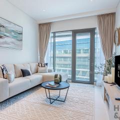 Luxurious 1BR Palm Seven, Palm Jumeirah