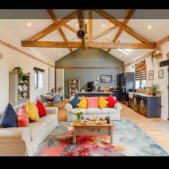Tank Barn at Brook House, Nestled in the Welsh Hills, a delightful retreat