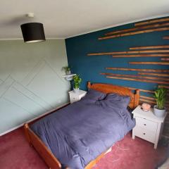 King-size room near Eastbourne