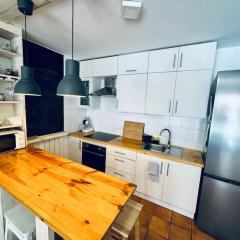 Caracola Roja by Top Stay