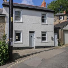 2 Chapel Place