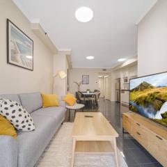 Heart of Sydney CBD Apartment for Two