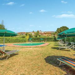 Lovely Apartment In Tuoro Sul Trasimeno With Wifi