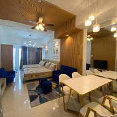 D Luckycharm staycation