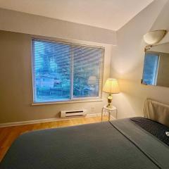 Queen Room with Garden View in Central City
