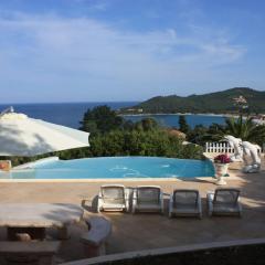 Villa de 2 chambres a Sari Solenzara a 700 m de la plage avec vue sur la mer piscine privee et jardin clos