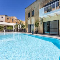 Luxurious Villa 5 BR, Pool, 3min from St Julian's