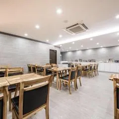 에이치에비앙 호텔