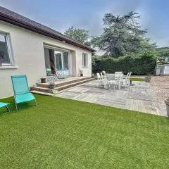 Maison calme, proche plage et commerces à Jullouville, jardin clos, 3 chambres, idéale vacances - FR-1-361-381