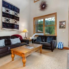 Great Location for Year-Round Park City Recreation! Deer Valley Greyhawk 17