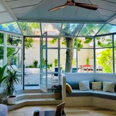 Bord de mer, magnifique appartement de 150m2 avec jardin