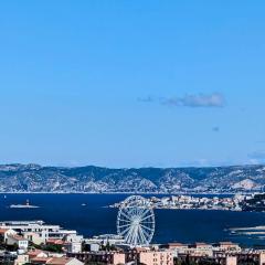 Mer et Pinède Marseille Calanques
