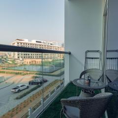 Queen Bed, Full Kitchen, New Unit