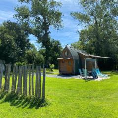 Bungalow d'une chambre avec piscine partagee jardin et wifi a Saint Pardoux