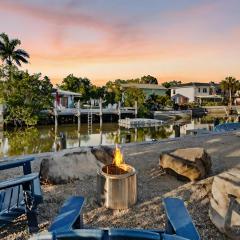 Boaters Bayshore Bungalow II w HOT TUB