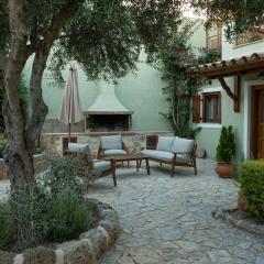 Gaia The Stone Cottage