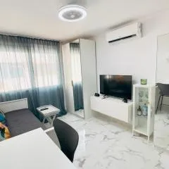 Apartamento estudio “The mirror”