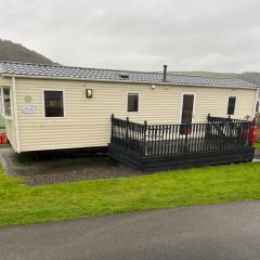 Discover Serenity in Our 3-Bed Static Caravan at Clarach Bay Holiday Village!