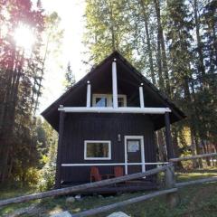 Woodland Cabin at Beaverfoot