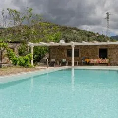 Sicily Stone Cottage with swimming pool