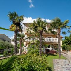 Apartments Šerbečić