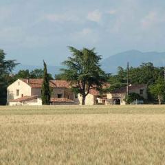 Le Mas De La Chérine