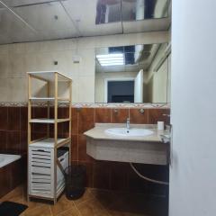 غرفة فندقية بحمام خاص