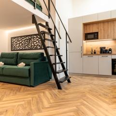 Downtown Dream by Stlcz