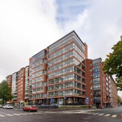 2ndhomes Tampere "Metsonkulma" Apartment - Spacious 3BR Penthouse Loft with Sauna & Free Parking