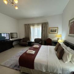 ASHRI HH, Studio in JVC Dana Tower