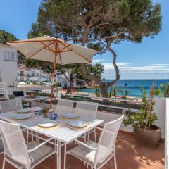 I Apartamento frente al mar en playa Tamariu