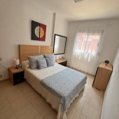 Cerca del mar, ascensor, descuentos semanales 4 personas