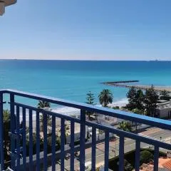 Apartamento reformado vista mar