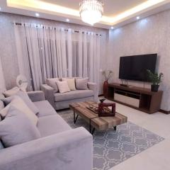 Hermoso apartamento con vista al mar y la ciudad