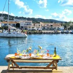 LE BARREUR Maison Authentique Sètoise La pointe Courte, Bord de Mer, Climatisée, Parking gratuit proximité
