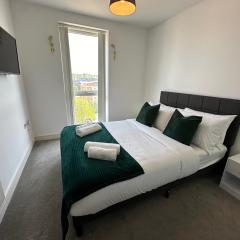 Luxury 1 Bed Apartment with Parking Hemel Hempstead Luton Airport Nearby
