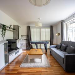 2 bedroom apartment including ensuite and pool table