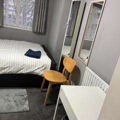 Spacious Central London Double Room