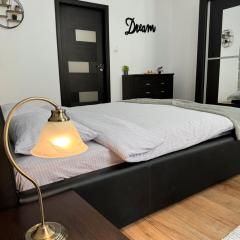 Ada's Luxury Apartment - Old City