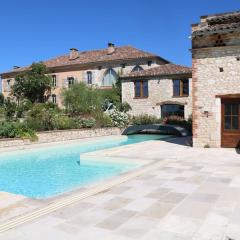 Maison Les Pièces Longues - Piscine